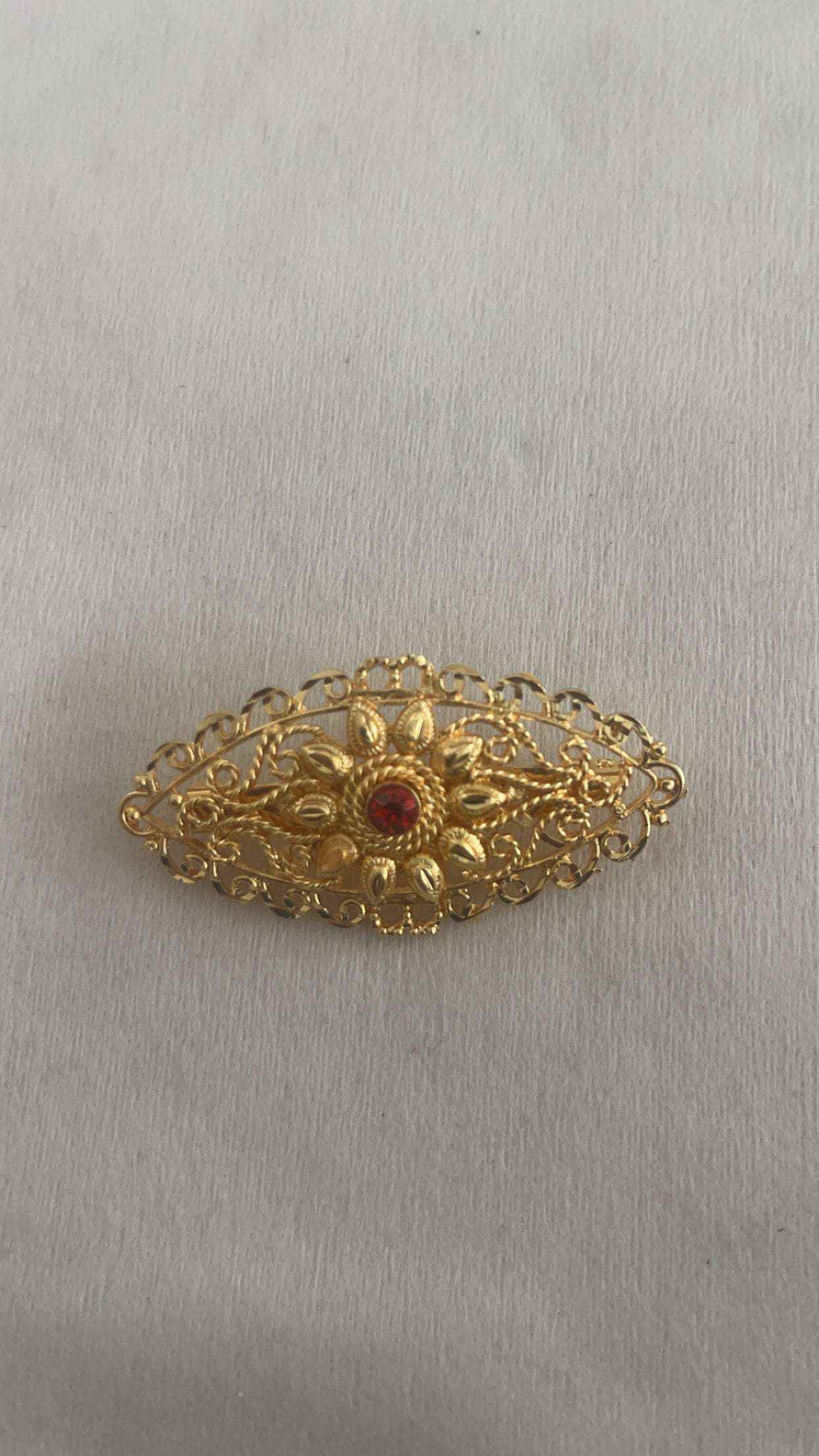 Broches ovale