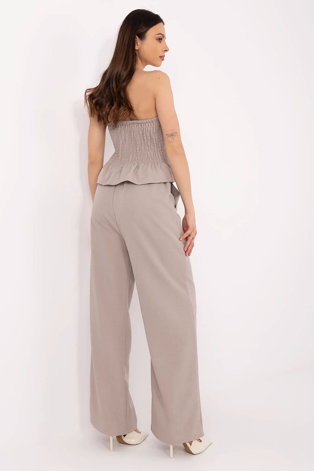 L`ensemble model 212277 Italy Moda