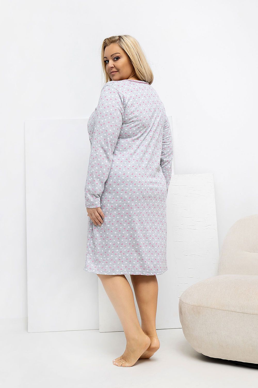 Chemise de nuit Plus Size model 223309 Forever Pink