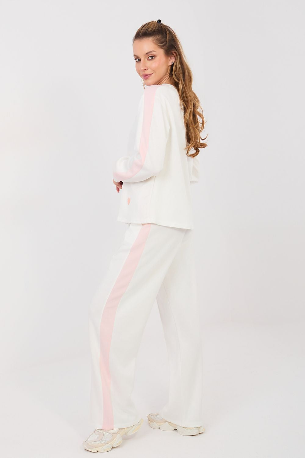 L`ensemble model 224274 Rue Paris