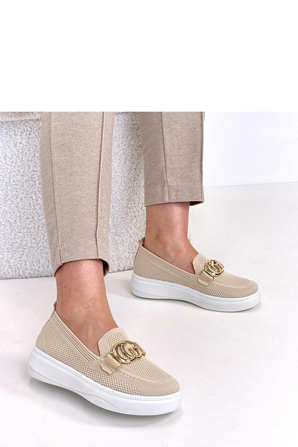 Baskets model 224579 Solea