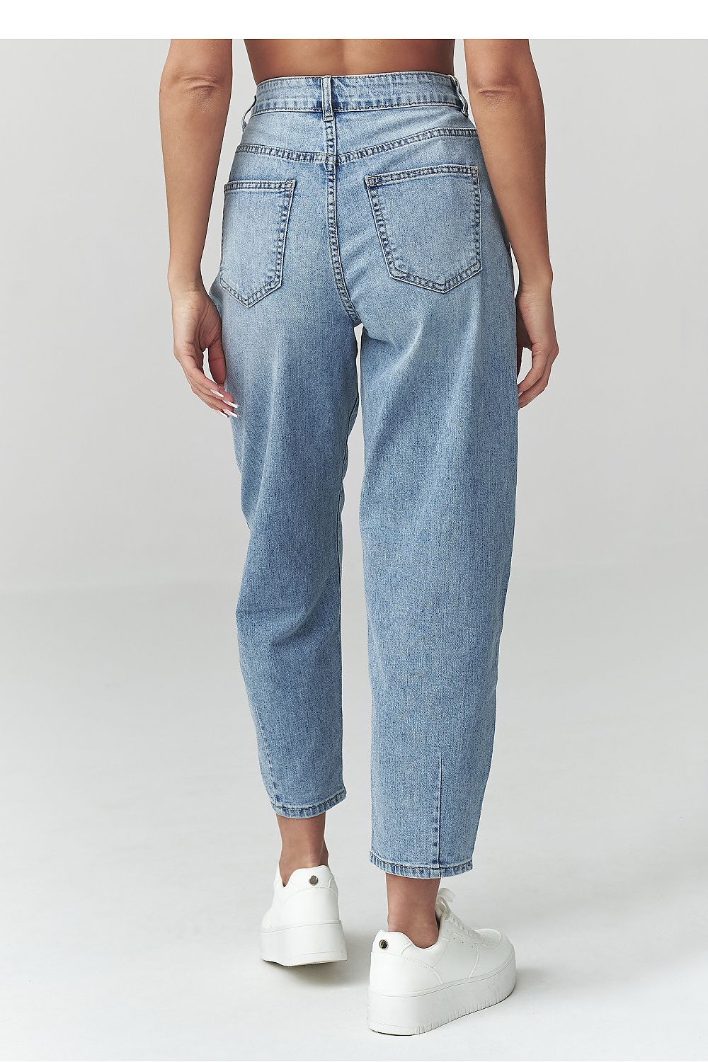 Jean model 225703 Makadamia
