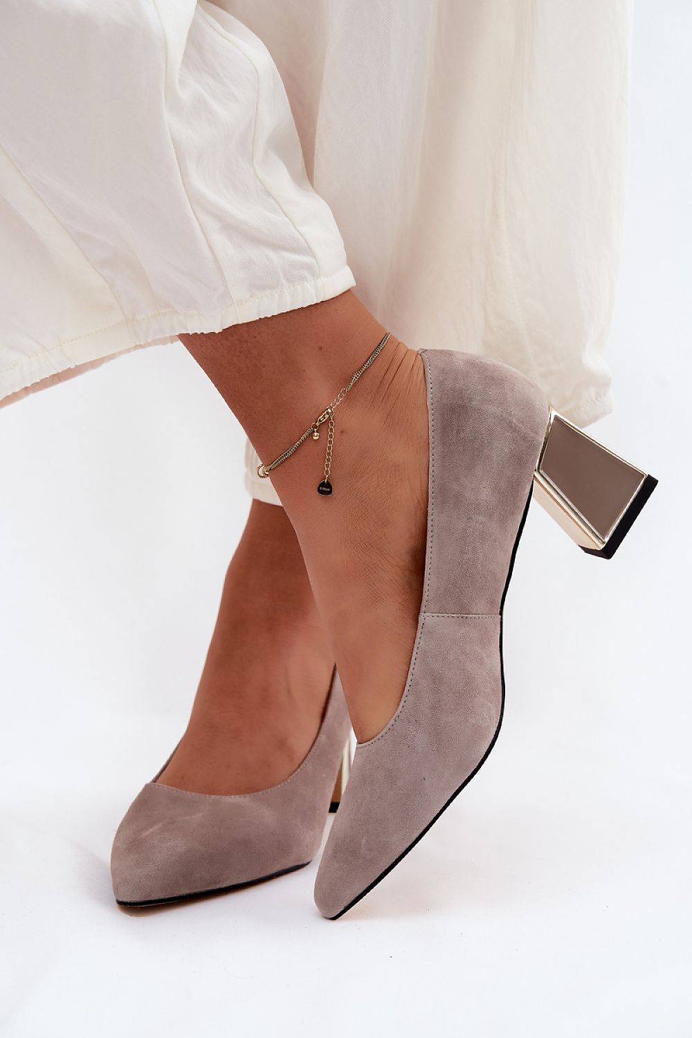 Escarpins talon large model 227169 Step in style