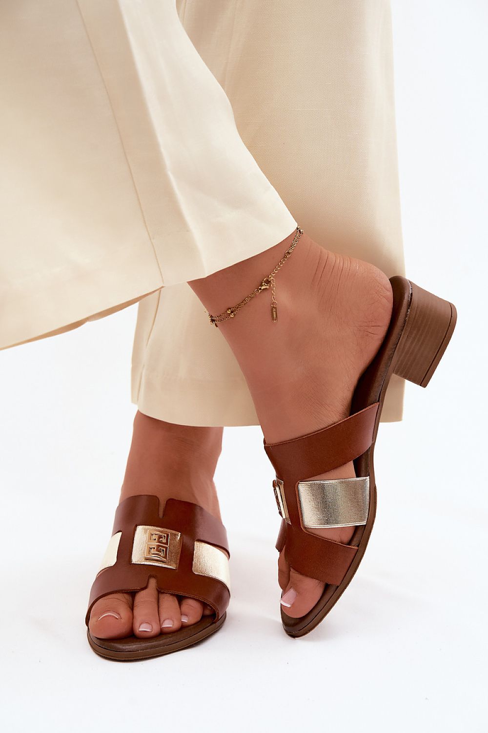 Des mules à talons model 227456 Step in style