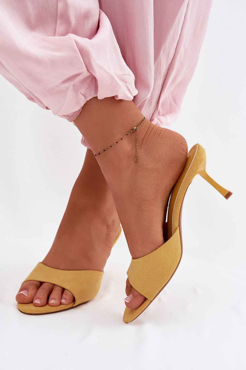Des mules à talons Step in style