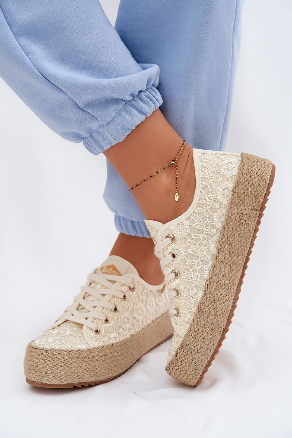 Baskets model 228097 Step in style