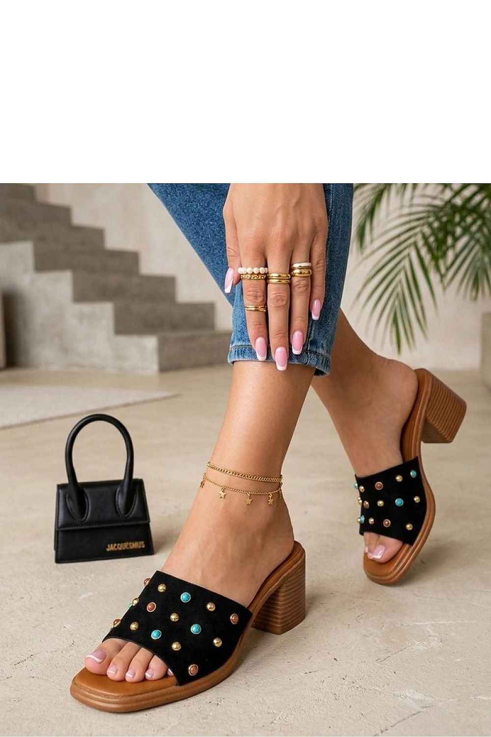 Des mules à talons Solea