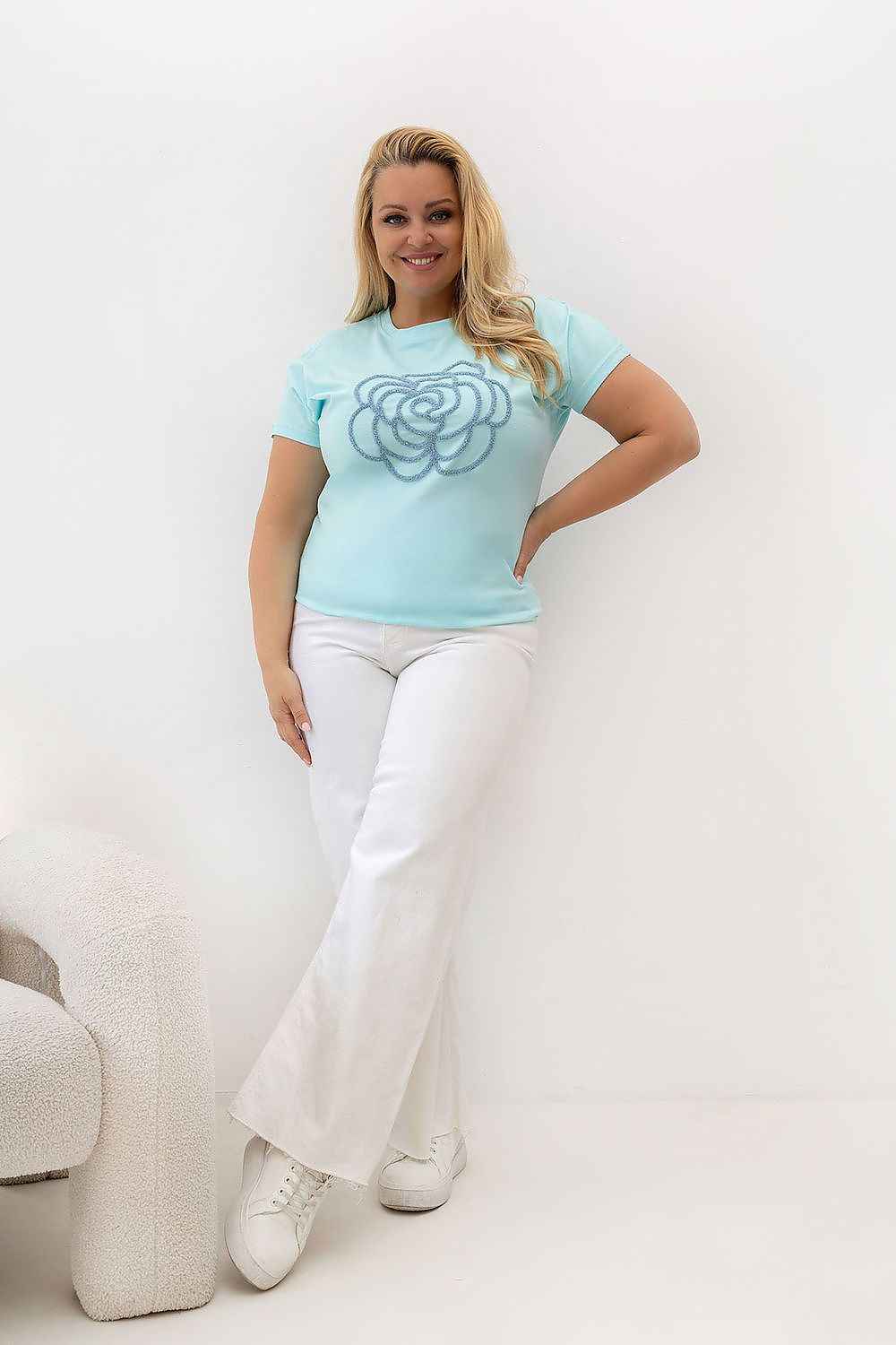 Plus size T-shirt Relevance