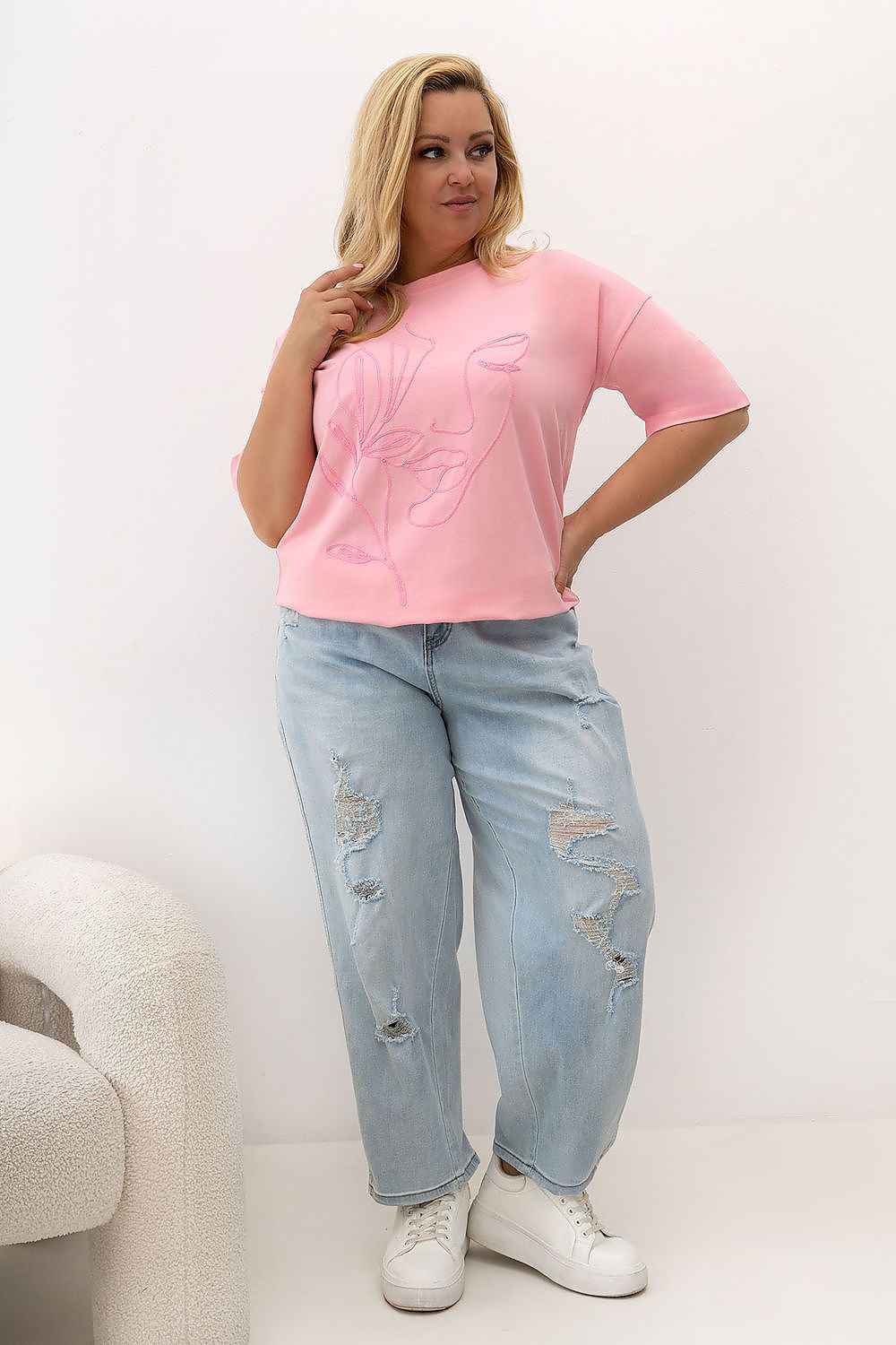 Plus size T-shirt Relevance