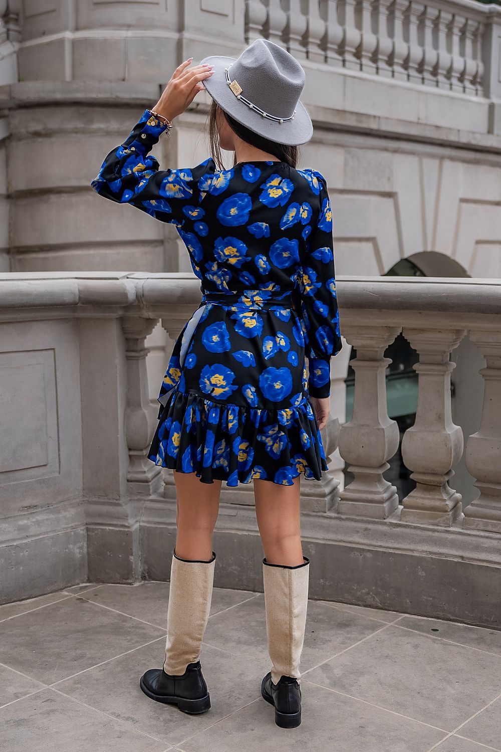 Robe de jour model 231352 LaBalancia