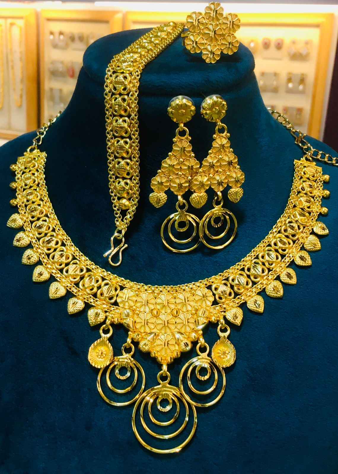 Ensemble de collier ÉLÉGANCE