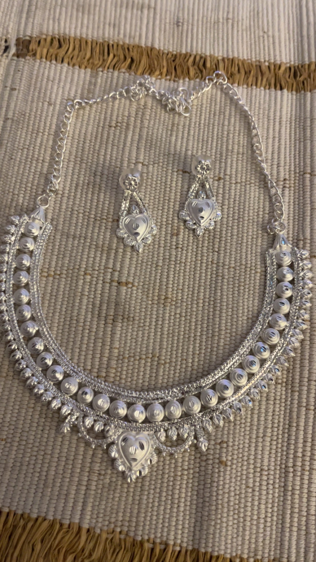 Ensemble Collier 6
