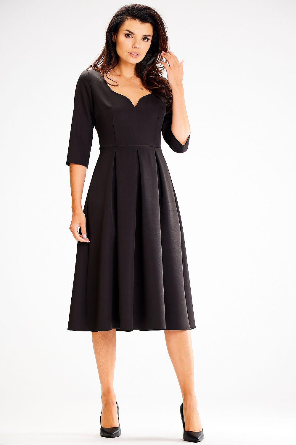  Robe de jour model 187169 awama 