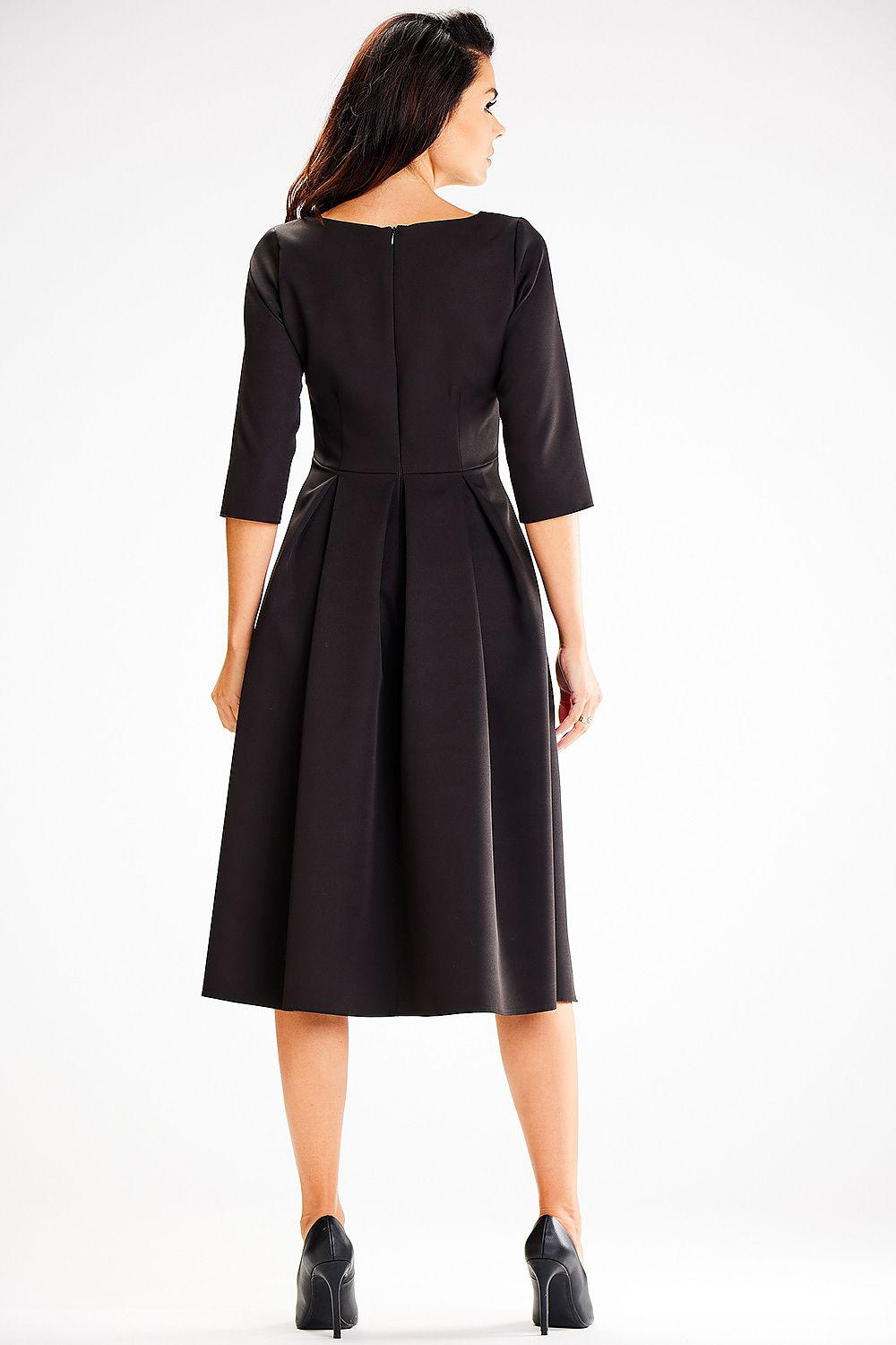  Robe de jour model 187169 awama 