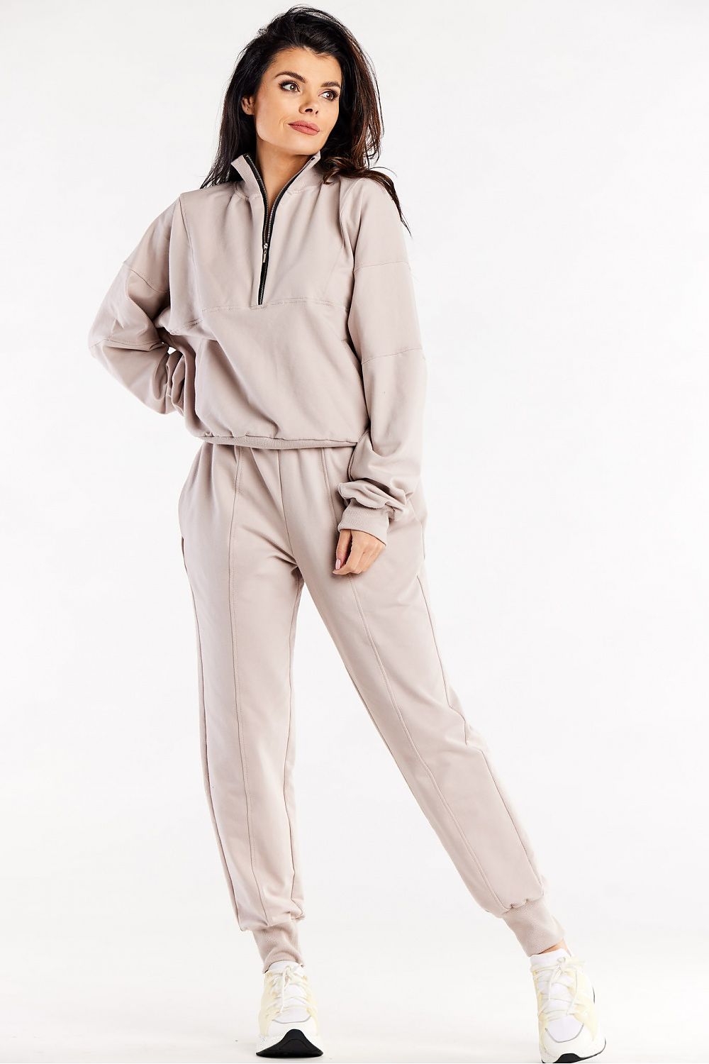  Pantalon survêtement model 188051 Infinite You 