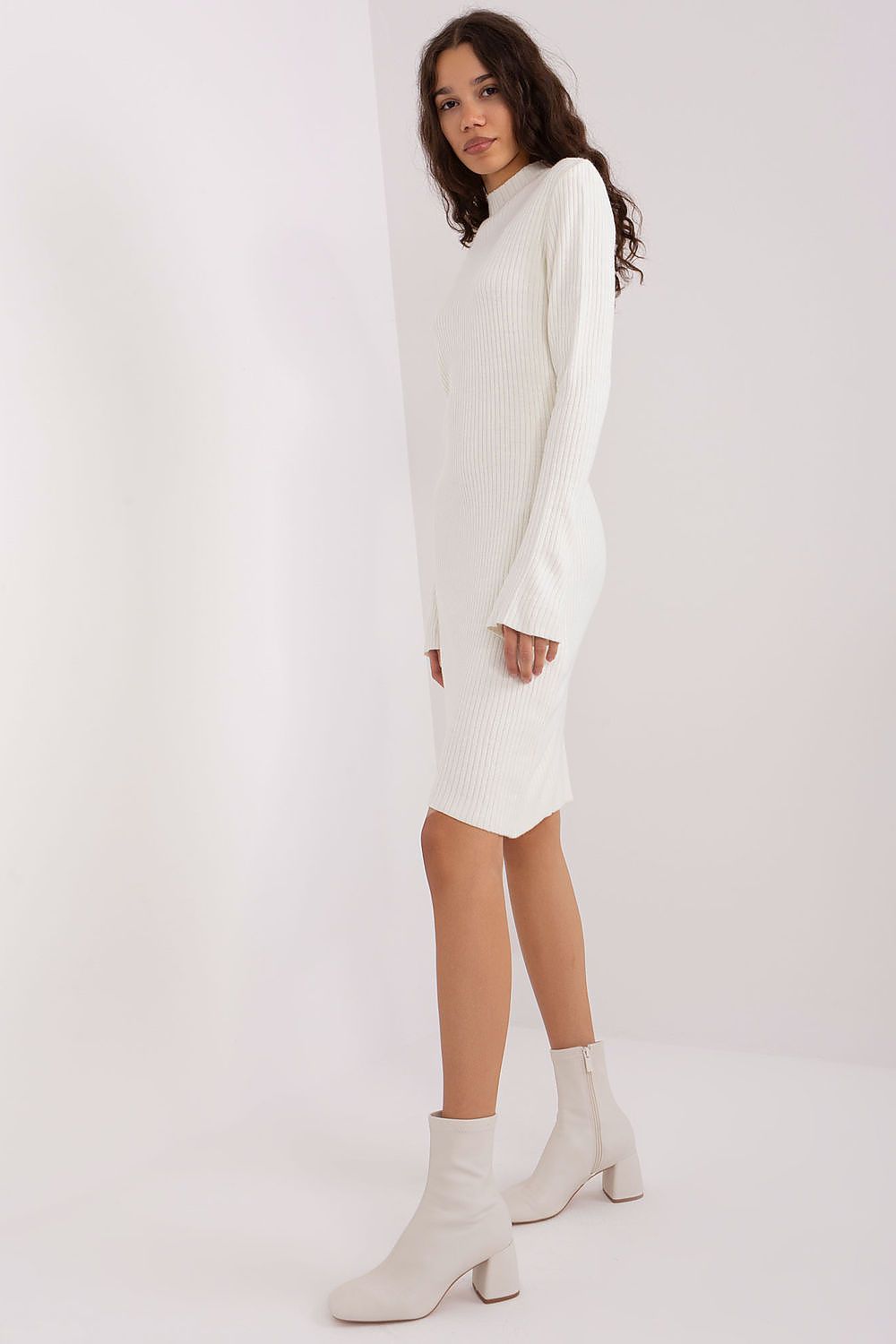  Robe de jour model 189315 Badu 
