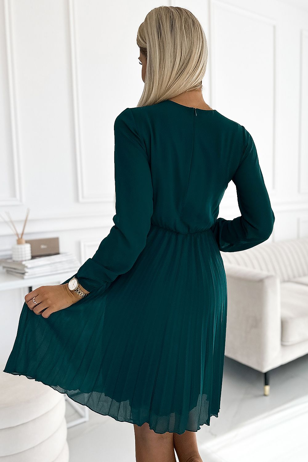  Robe de cocktail model 189681 Numoco 