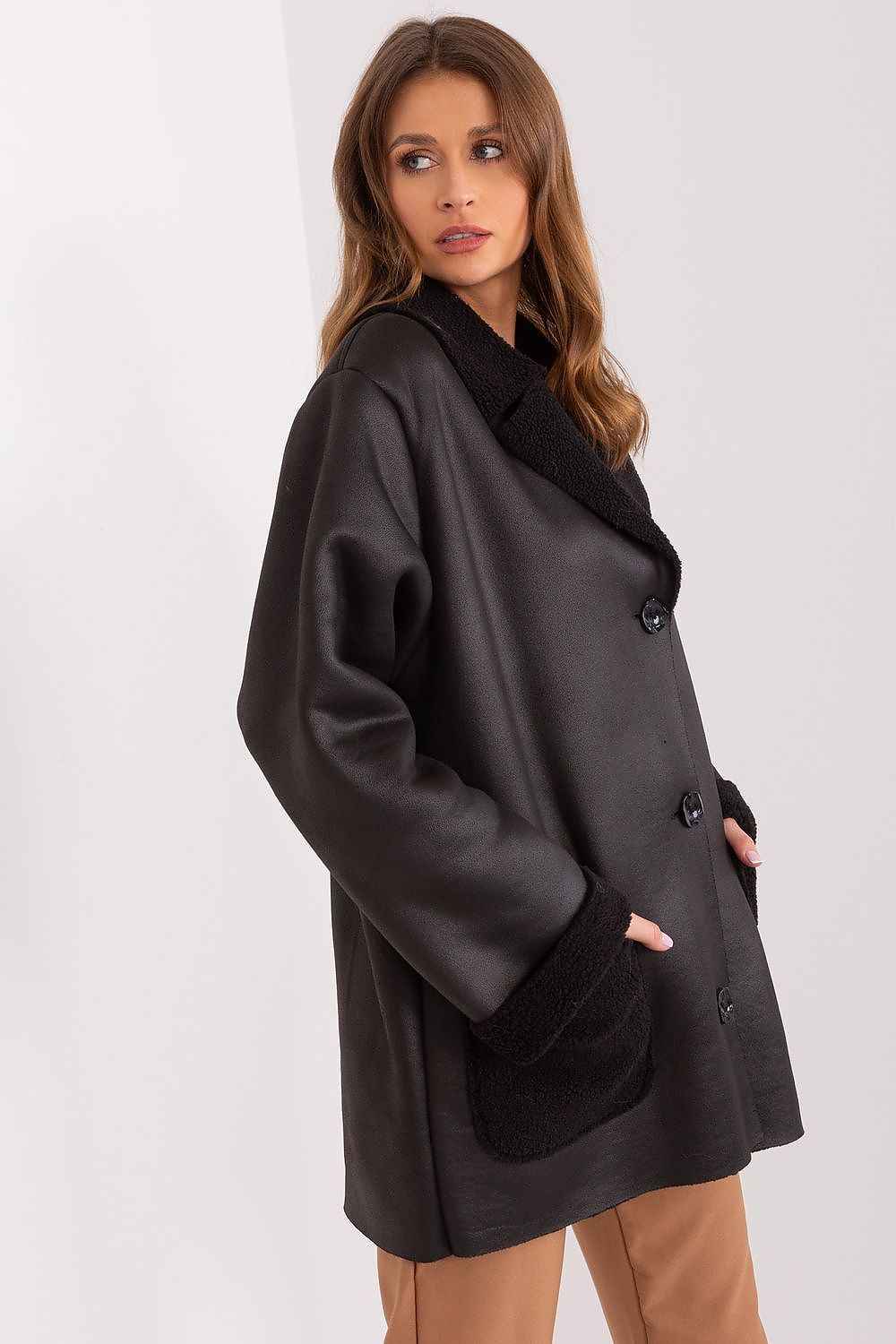 Veste Lakerta