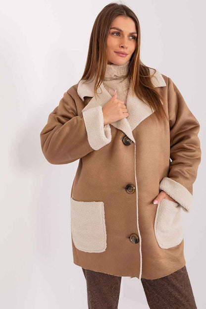 Veste Lakerta
