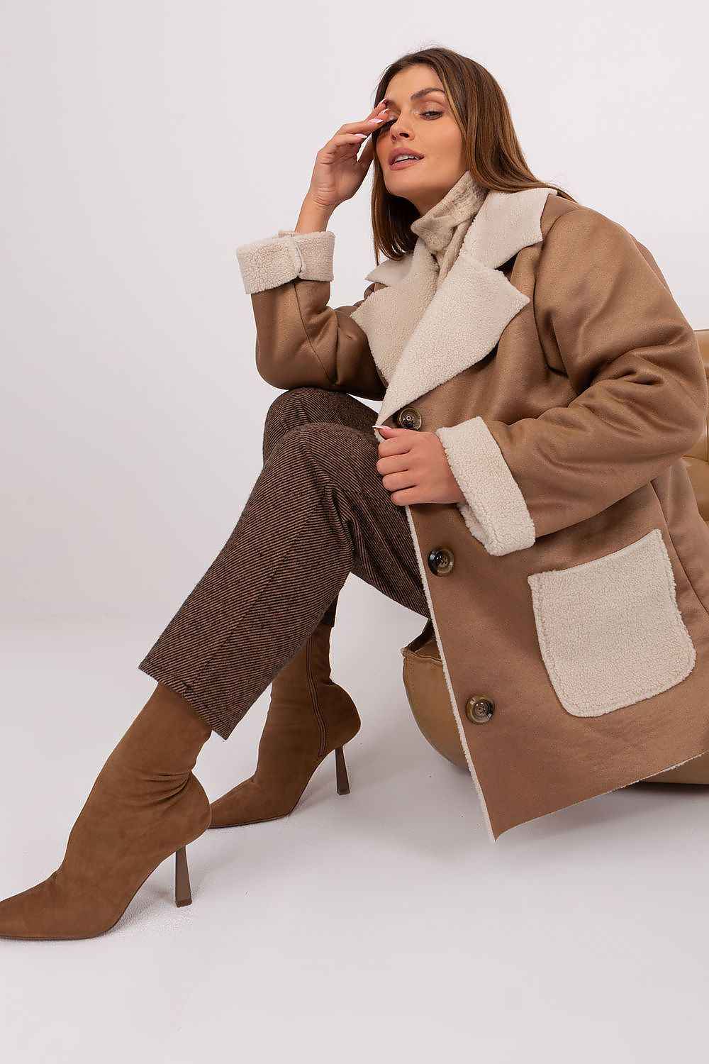 Veste Lakerta