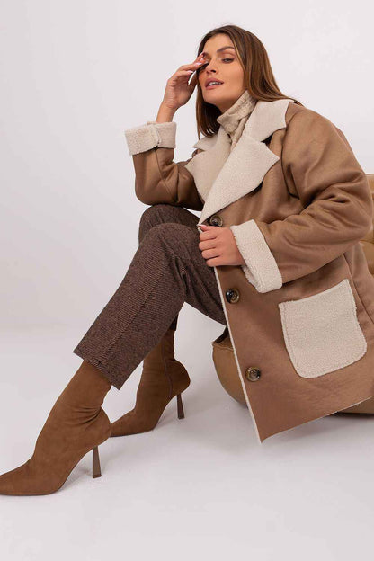Veste Lakerta