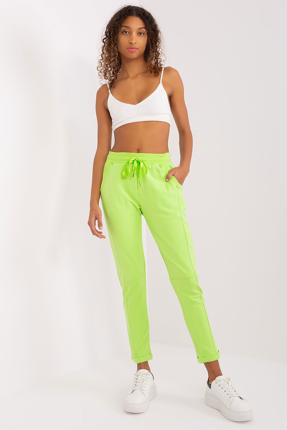  Pantalon survêtement model 191222 Relevance 