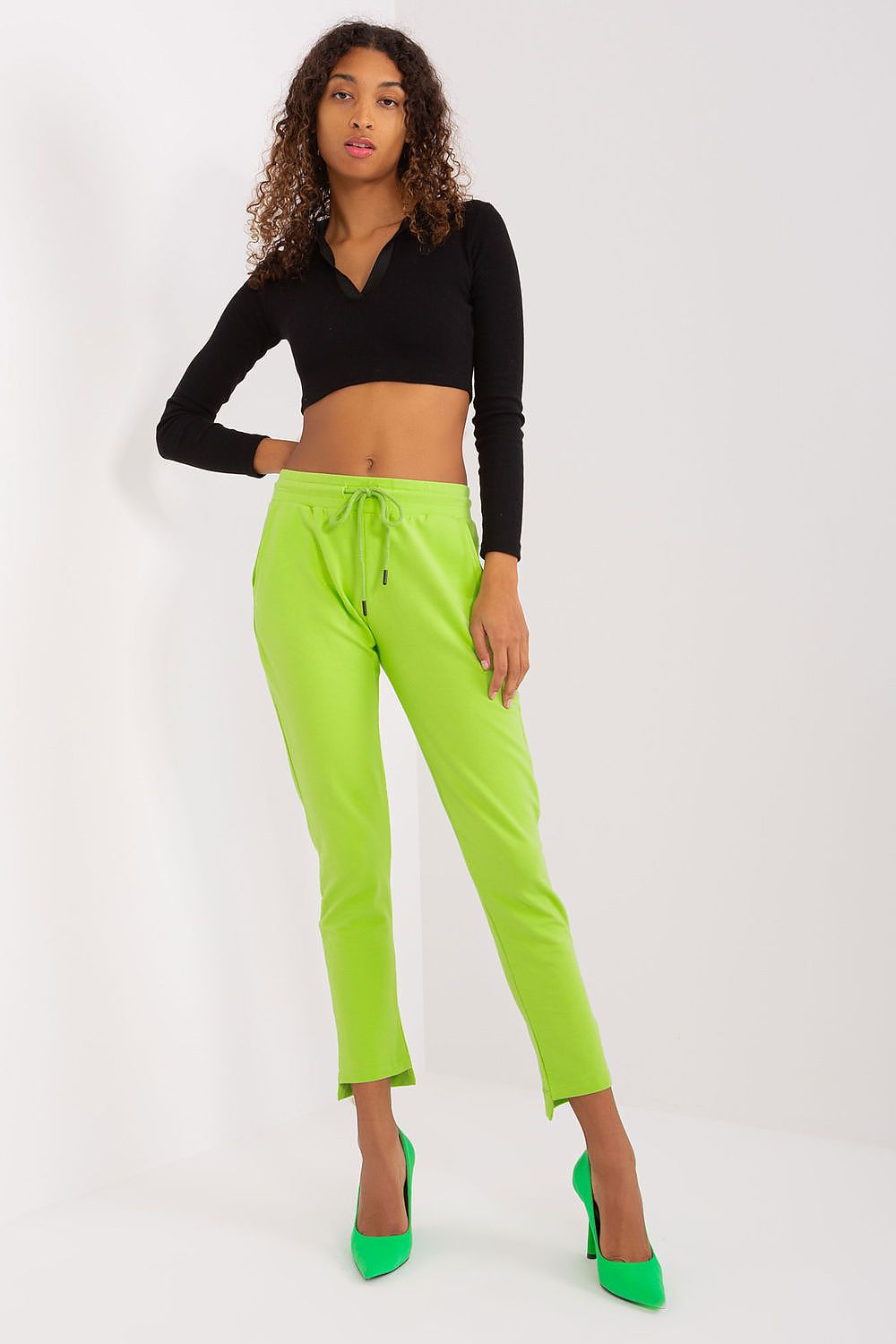  Pantalon survêtement model 191228 Relevance 