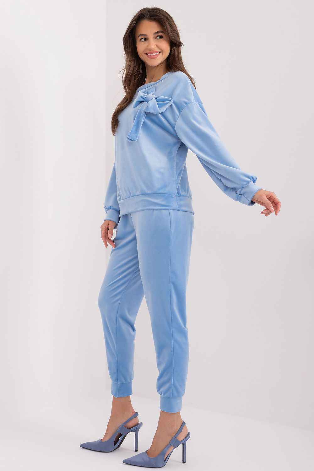 L`ensemble Italy Moda