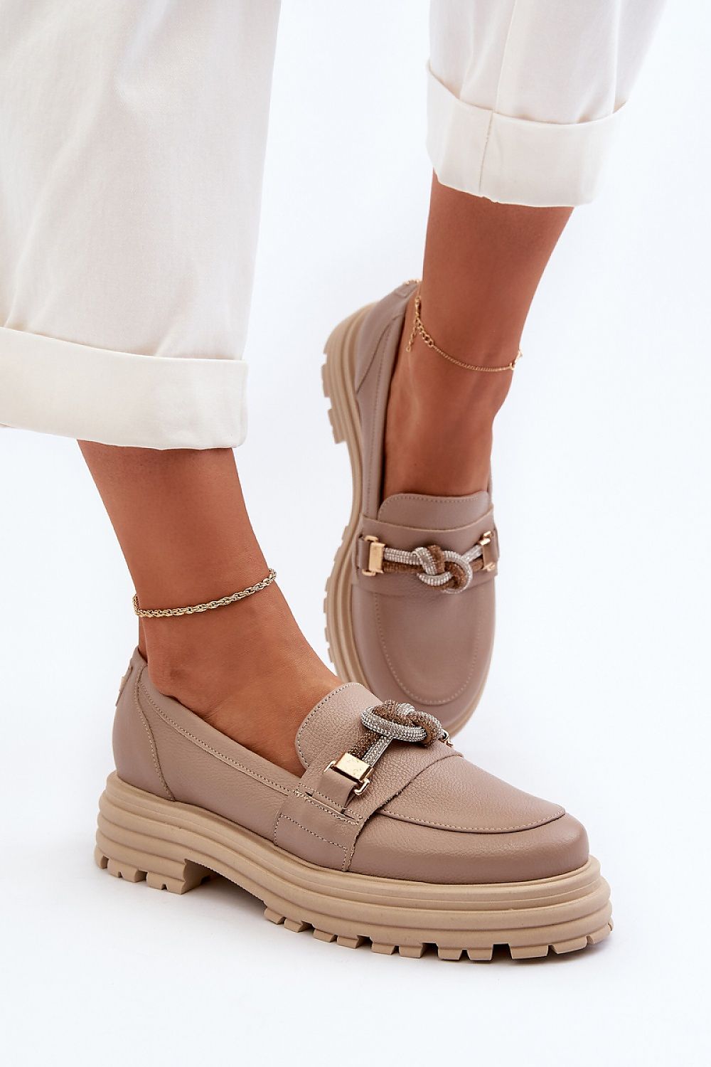  Moccasins model 195257 Step in style 