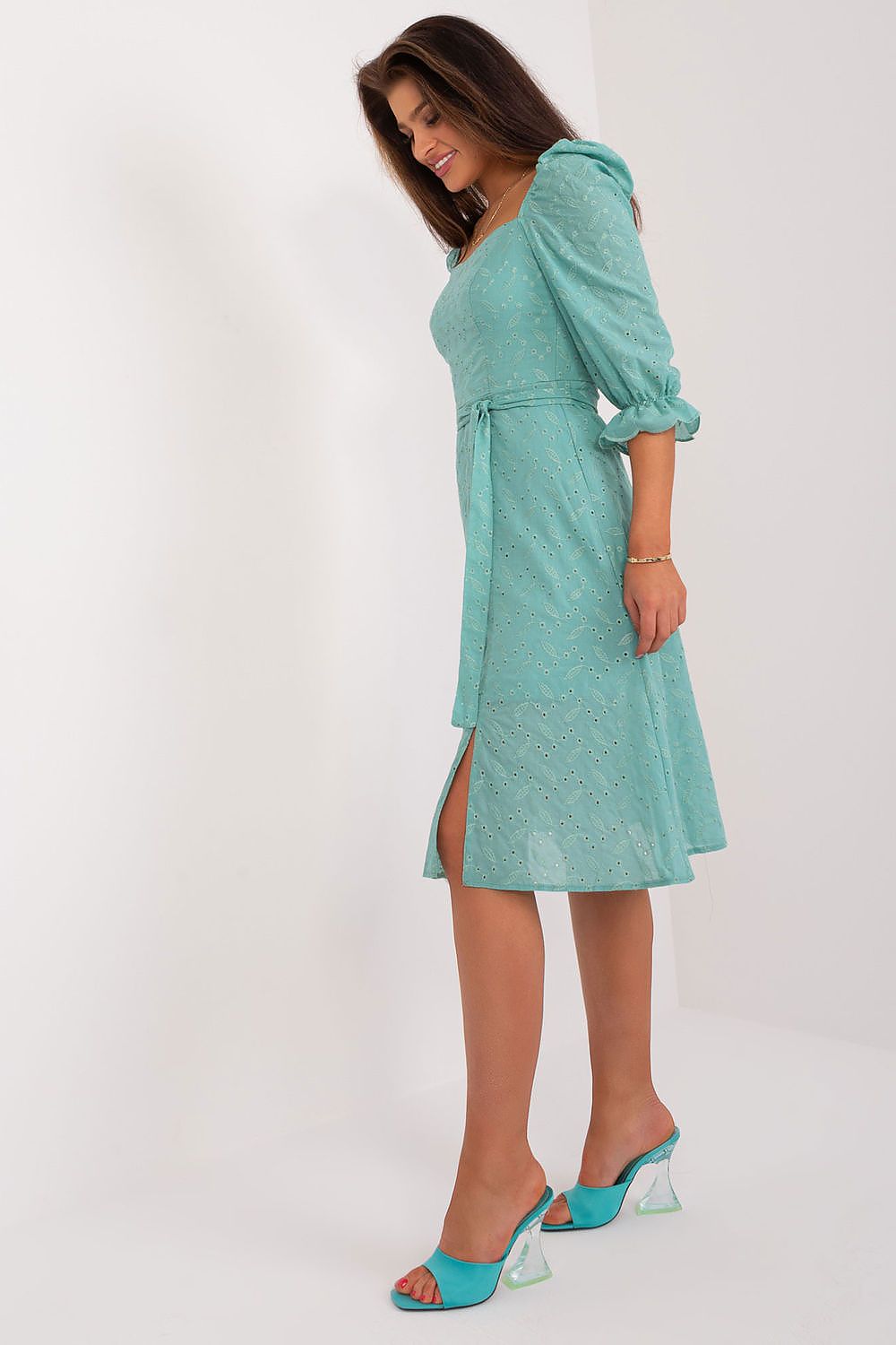  Robe de jour model 195784 Lakerta 