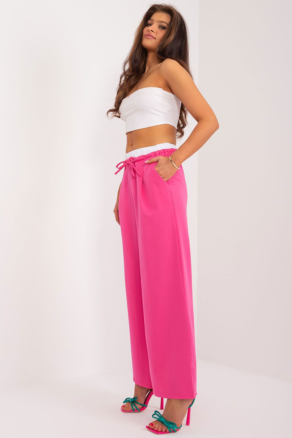  Pantalon femme model 196178 Italy Moda 