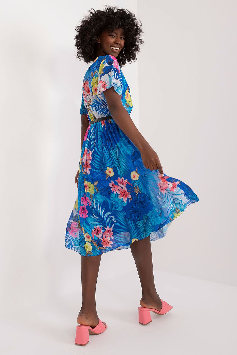  Robe de jour model 196456 Italy Moda 