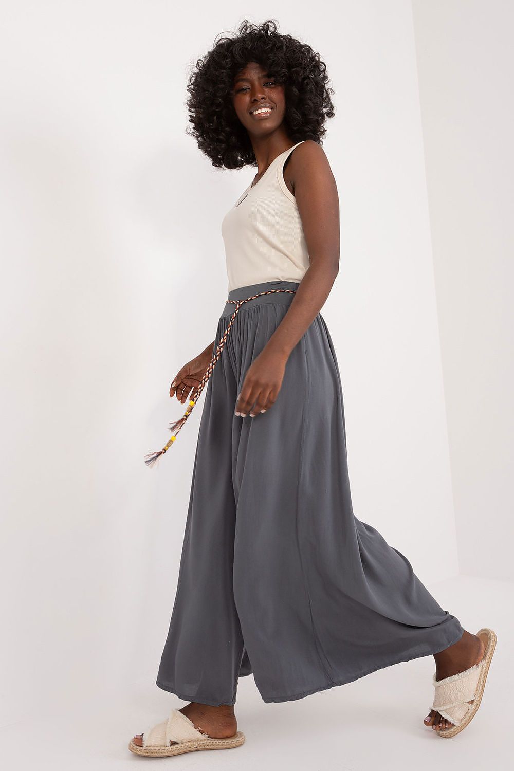  Pantalon femme model 196767 Och Bella 
