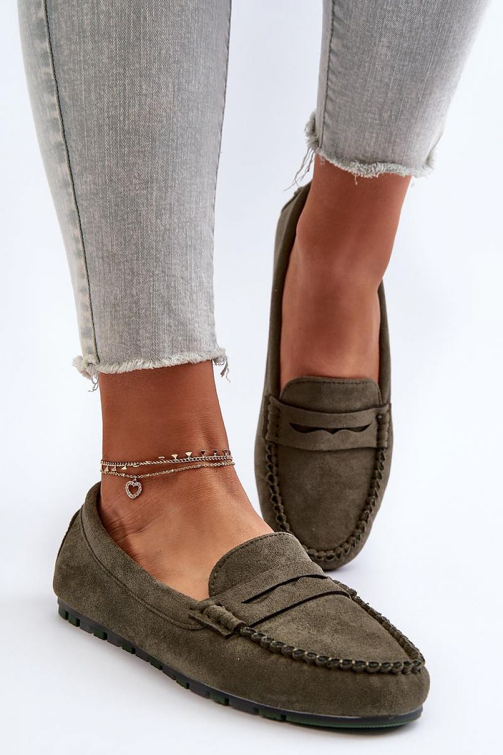  Moccasins model 197833 Step in style 