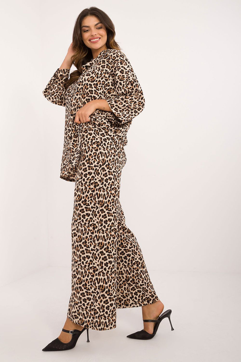  L`ensemble model 200220 Italy Moda 
