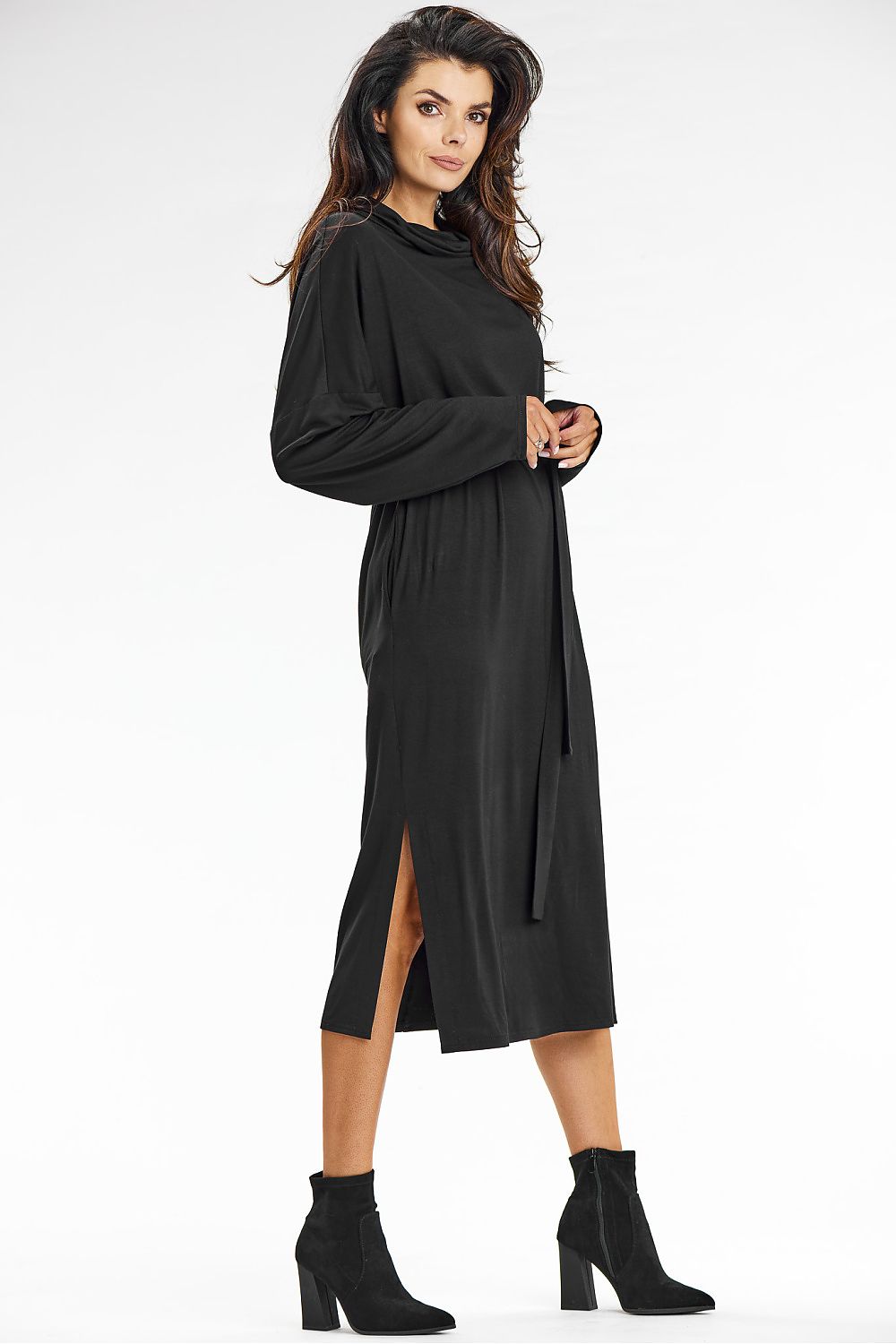  Robe de jour model 200581 awama 