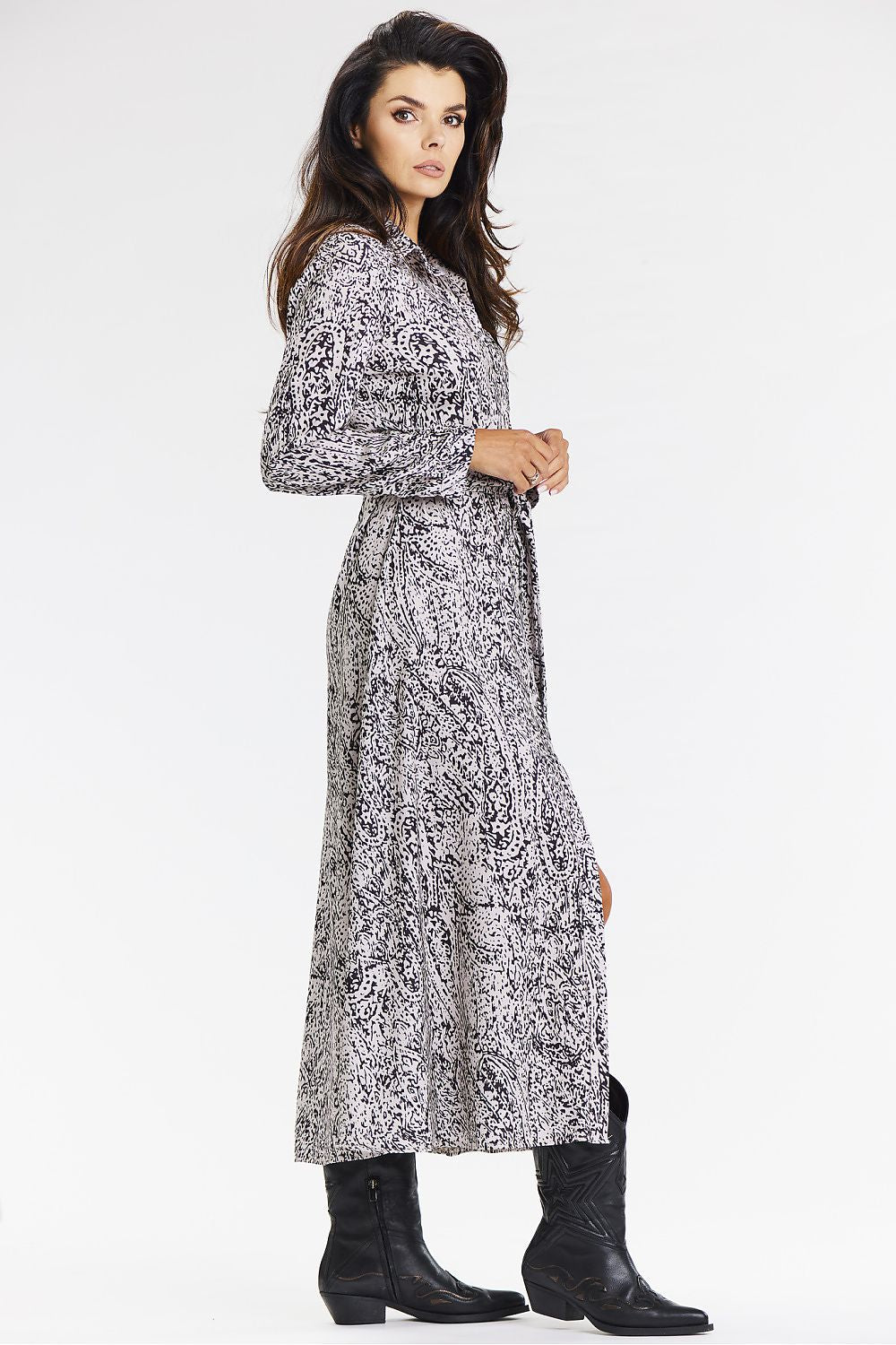 Robe de jour model 200607 awama 