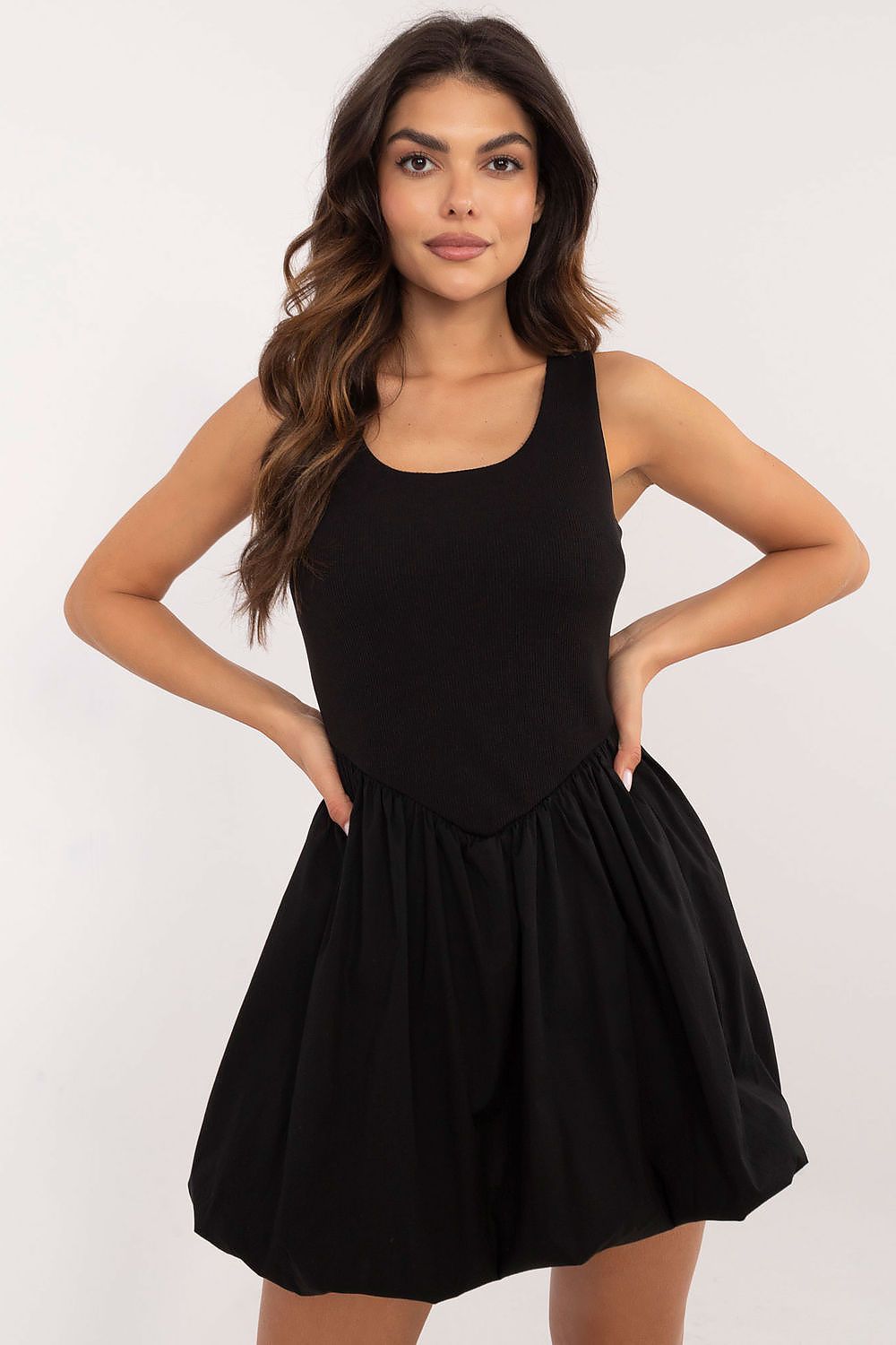  Robe de jour model 201786 Italy Moda 