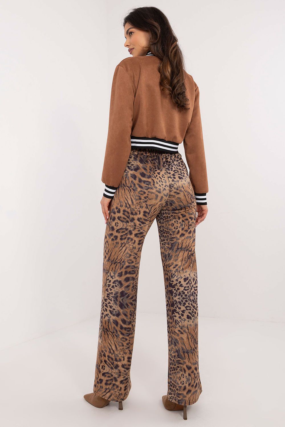  Pantalon femme model 202929 Lakerta 
