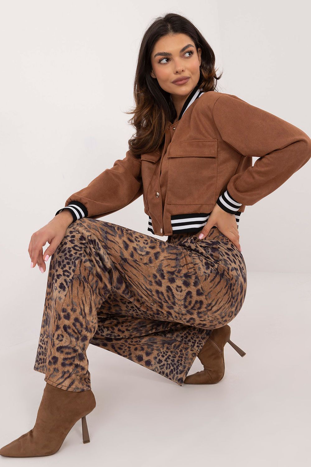 Pantalon femme model 202929 Lakerta 