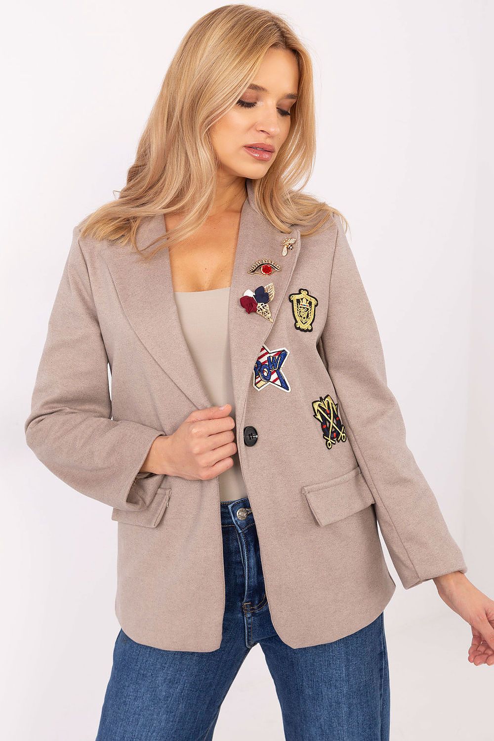  Vest model 204381 Italy Moda 