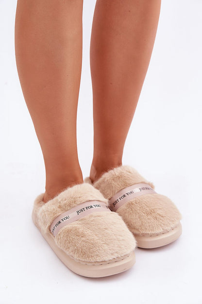 Pantoufles model 204933 Step in style 