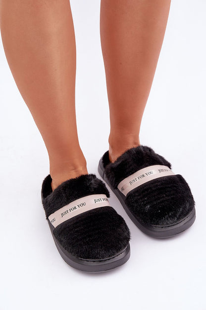  Pantoufles model 204935 Step in style 