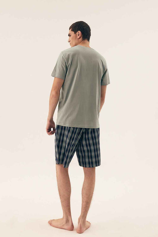 Pyjama Henderson