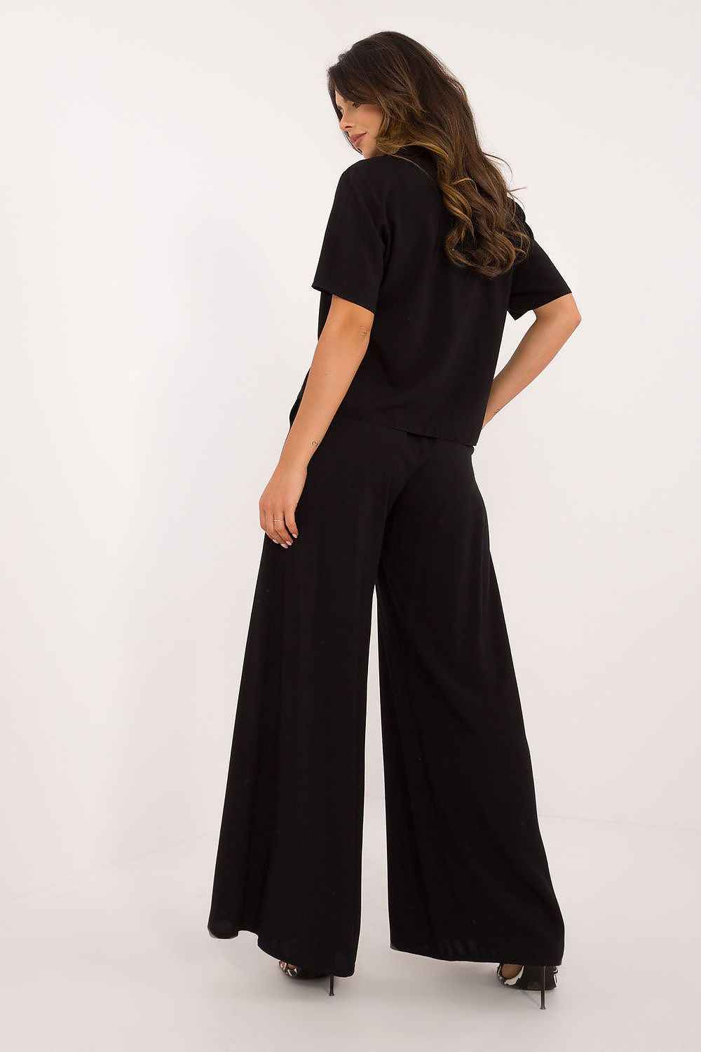 L`ensemble Lakerta