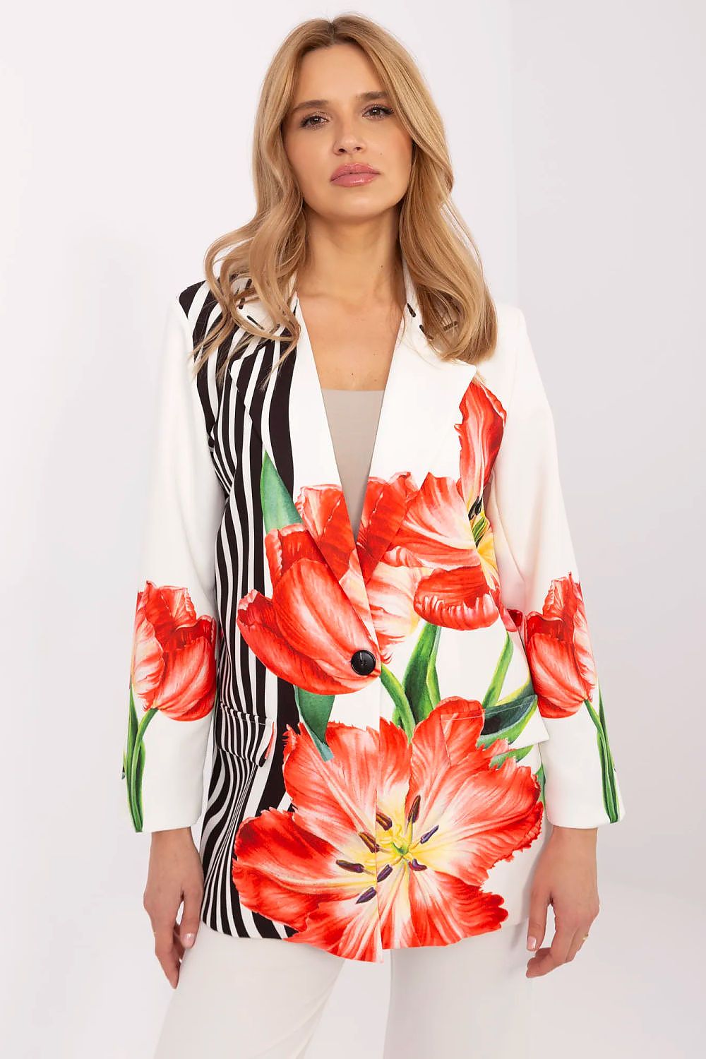  Vest model 209830 Italy Moda 