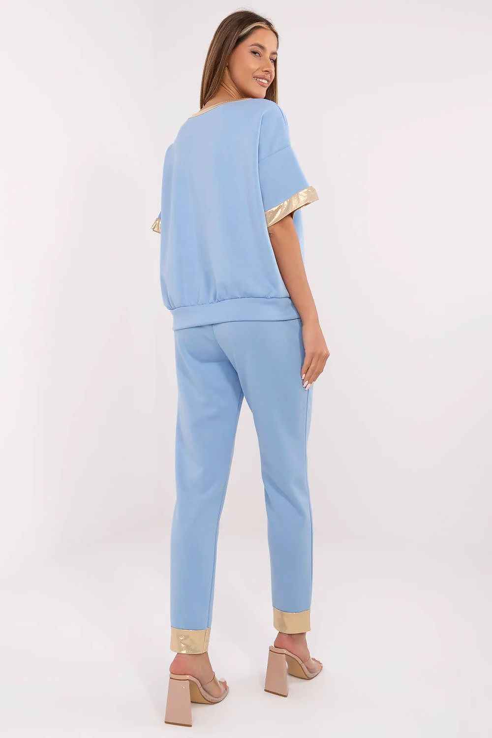 L`ensemble Italy Moda
