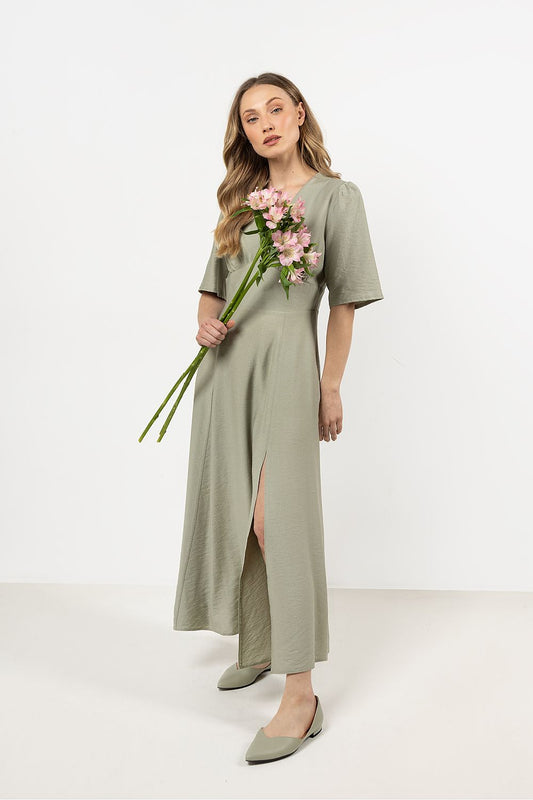  Robe de jour model 212213 awama 