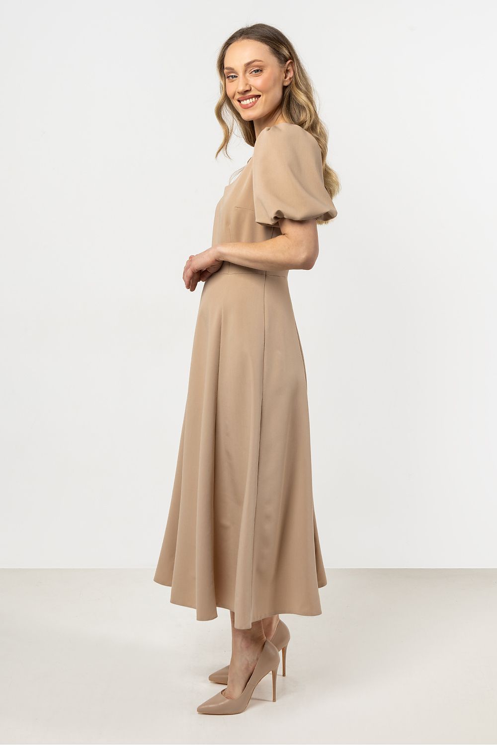  Robe de jour model 212237 awama 