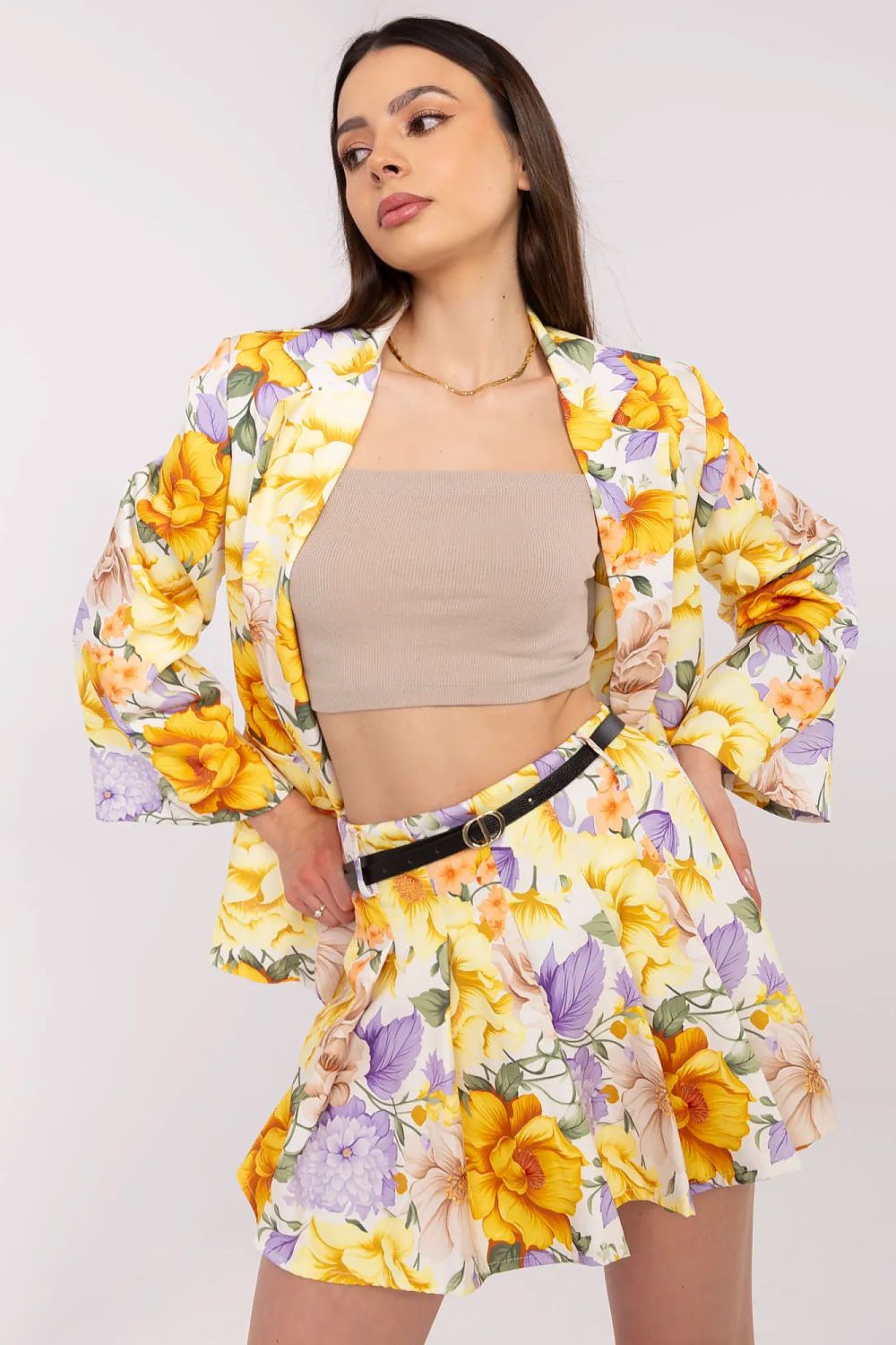  L`ensemble model 212289 Italy Moda 